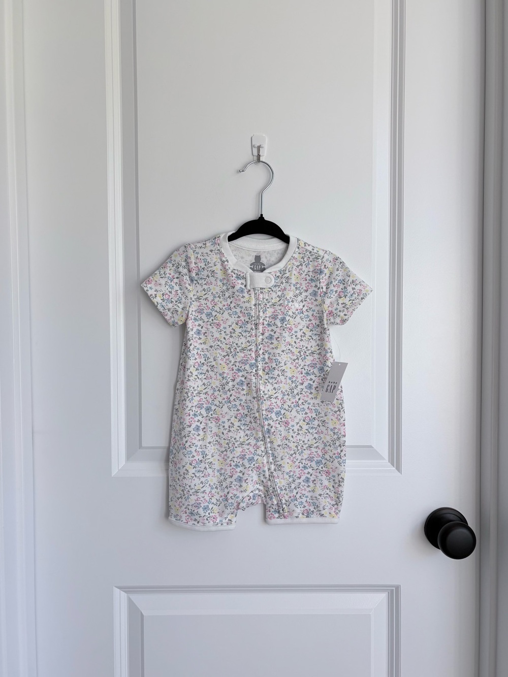 🌸Baby Gap Tencel Pastel Floral Shortie Stretch Romper NWT